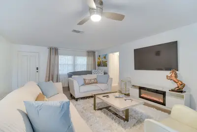 Image de Largo House w/ Backyard Oasis & Proximity to Beach