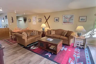 Image de Comfy and Close to the Fun at Taos Ski Valley