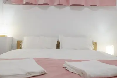 Image de Mira Duo: Budget-Friendly Room in Brasov's Historic Core