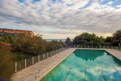Image de Appartement \"Vue Mer Dans Belle Résidence\" avec vue sur mer, piscine partagée et Wi-Fi