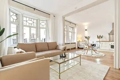 Image de Modern 2br in Gare: Wi-Fi, Kitchen, Washer/Dryer
