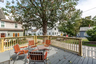 Image de Dog Friendly Downtown East Greenwich Cottage