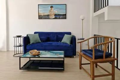 Your Local Spacious 3-story Home, Rooftop views & King Beds near Night Bazaar