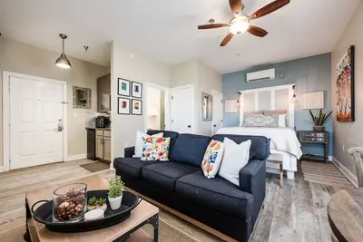 Image de \"See You Soon 226\"-Sleeps 4-Close to Rosemary