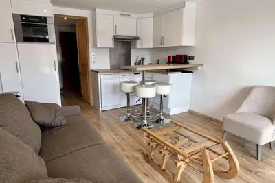 Image de 350m du centre station, 1er étage, balcon, télévision, casier à ski, 23m², Alpe d'Huez