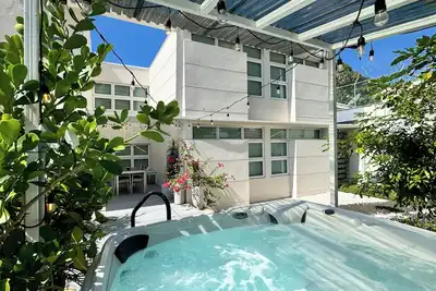Image de Condado Laguna Villa Jacuzzi 6Bed 3Bath Generator