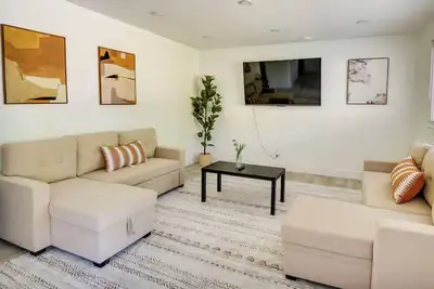 Image de Pet-Friendly Norfolk Retreat ~ 7 Mi to Beach!