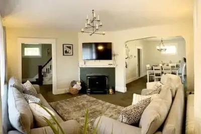 Image de Perfect cozy home to relax.