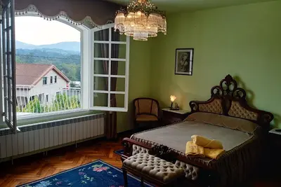 La Maison D'abellera, Disfruta de un Ambiente Familiar, una Casa Gran Casa