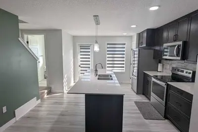 Image de Home in Southwest Edmonton