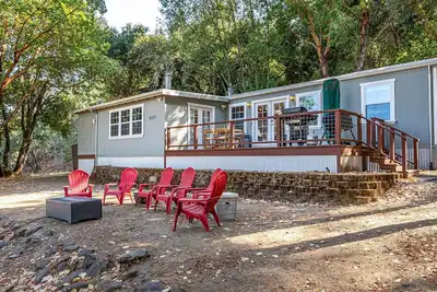 Image de Calistoga Hills Hideaway on 22 Acres