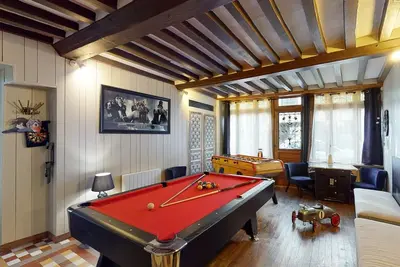 Image de Cour du paradis 8 pers : billard, baby, 30 min mer