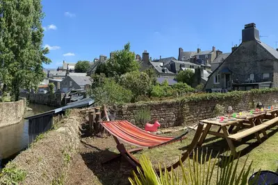 Image de Villa Paradis 14 pers : jardin au bord de l'eau