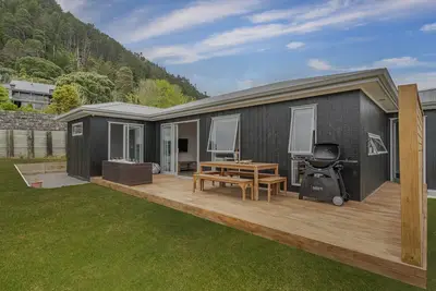 Image de A Sunshine Retreat - Pauanui Holiday Home