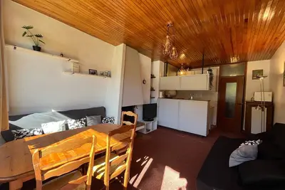 Image de Appartement lumineux sur piste avec balcon et réductions ski