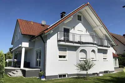 Image de Viel Platz, fĂĽr die ganze Familie. \nMitten im GrĂĽnen aber ganz nah an Bayreuth.