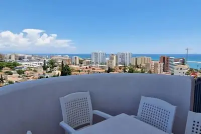 Sea view apt close to beach