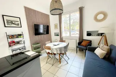 Image de T2 Portissol, idéalement situé, Parking privé, Port & plage à pieds.