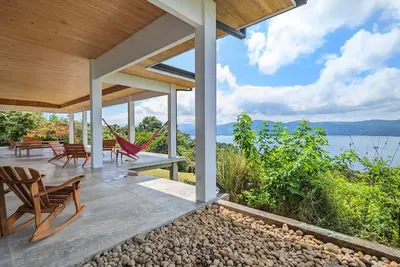 Image de Ave Paraiso - Quiet lake house with epic view