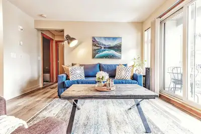 Image de Cozy 2 Bedroom/3 Beds/Mountain View /Ac/Free Parking