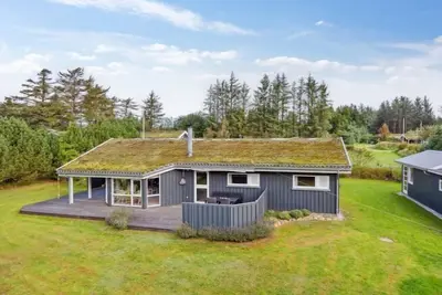 \"Sigbritt\" - 2. 6km from the sea by Interhome