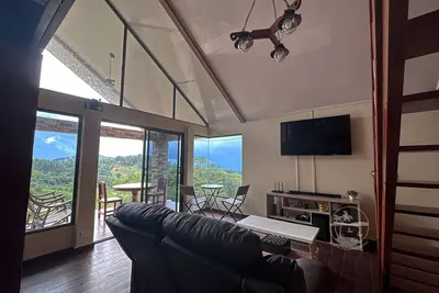 Image de Cabin at El Montuoso Reserve.