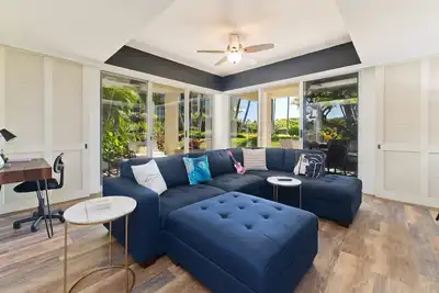 Image de Coastal Bliss: Modern Condo, Lanai, Hilton Pass