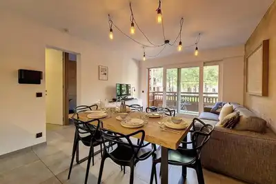 Image de À 100m des pistes de ski, 1er étage, balcon, télévision, casier à ski, 40m²