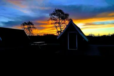 Image de Camping Without the Toil and Trouble! Luxury En Suite Glamping Pods, Sleep 4.