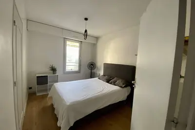 Image de Appartement spacieux Ă Paris Intramuros