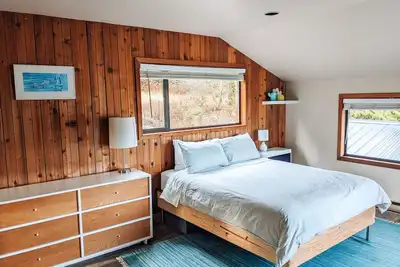 Image de Peaceful 2 Bedroom Farmhouse at Nettledown Farms