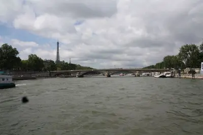 Image de Paris Maison insolite sur la Seine a 15 minute des Invalides  de Paris,