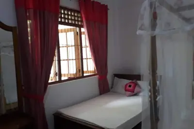 Image de Green villa, a calm place, in First kingdom of ancient city of Anuradhapura. \n