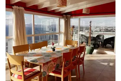 Image de Bam Penthouse en el centro con vista al lago