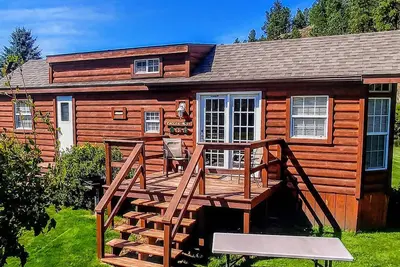Image de Eagle Nest Vacation Cabin at Creekside