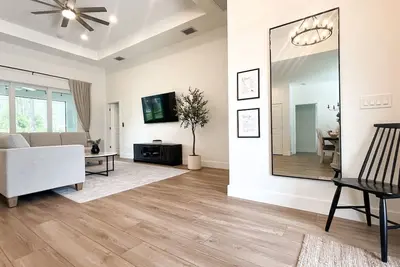 Image de Luxury Oasis New Build 3bd 3ba