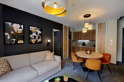 Image de Le Mont d'Auron | T2 avec accès piscine, Tv, Wifi