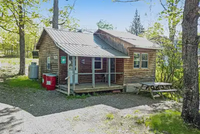 Image de Portage Lakeside Cabins, The Fishing Shack