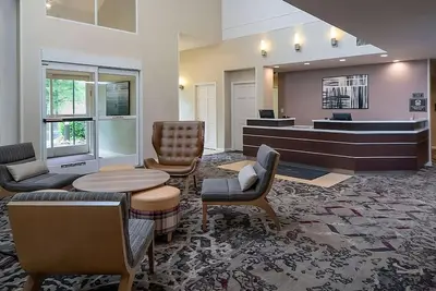 Image de Look No Further! Close to Nashville's Best and Minutes to The Parthenon!