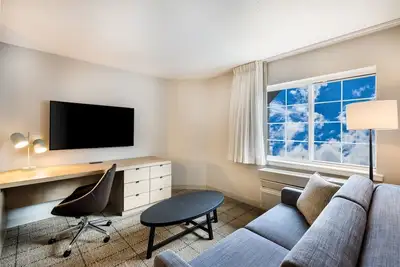 Image de Walk Hudson River Waterfront! Two Elegant Suites, Scenic Views, Free Parking