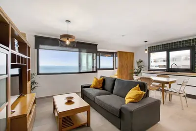 Image de Appartement de vacances 'Atlántico' avec vue sur la mer, terrasse privée et Wi-Fi