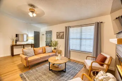 Image de Travel for work - Stylish 3 Bdr - Southern Georgia