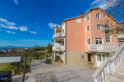 Image de Appartement de vacances Crikvenica pour 2 - 6 personnes avec 3 chambres à coucher - Appartement de v