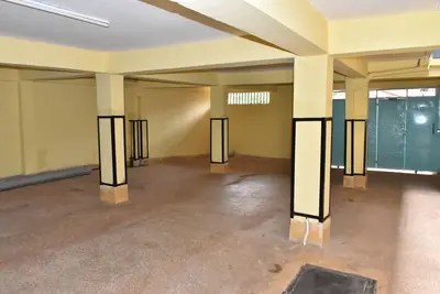 Image de Calm and clean place located next to town not far from capital city