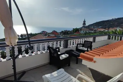 Image de Rooftop sunny & perfect view Aptº.