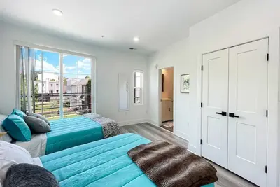 Image de Modern Dc Unit | City Skyline View | Prime Location