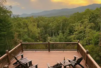 Image de Sunset Ridge - Mountain views, hot tub