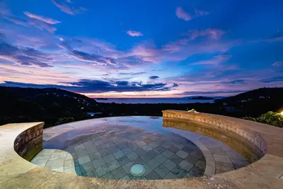 Image de Casa TexVol: Luxurious Oceanview Retreat in Hermosa Heights