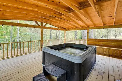 Image de Mammoth Cave Cabin w\/ Fire Pit - 3 Mi to Lake!