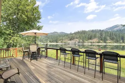 Image de Garden Cottage Getaway on the Pend Oreille River! Pet-Friendly! Close to Skiing!